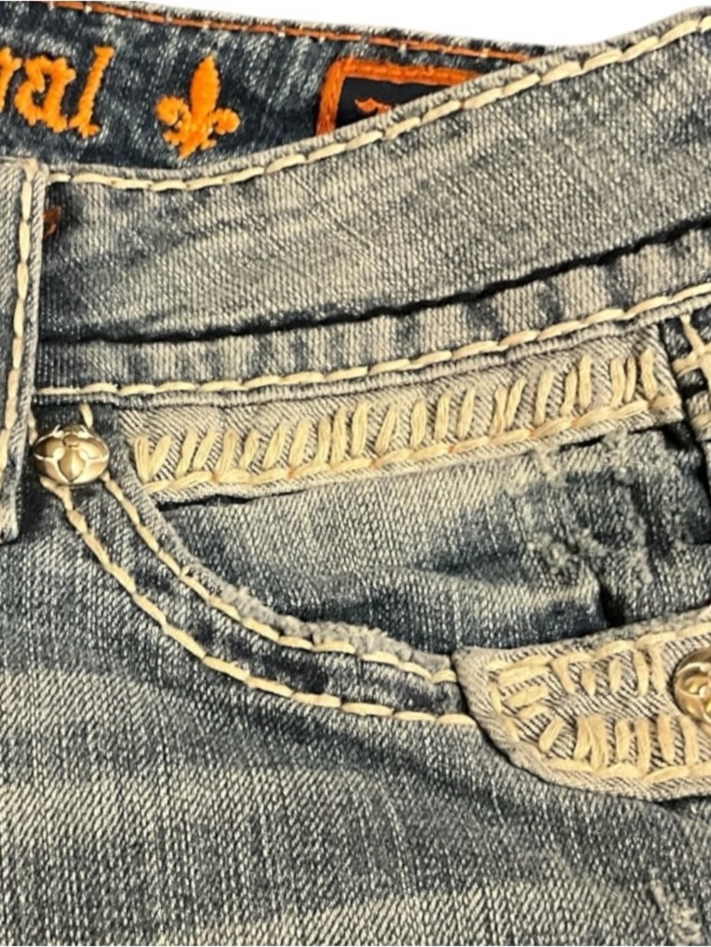 Rock Revival Susan Straight Leg Jeans Size 27 Light Wash Denim EUC - Picture 8 of 16